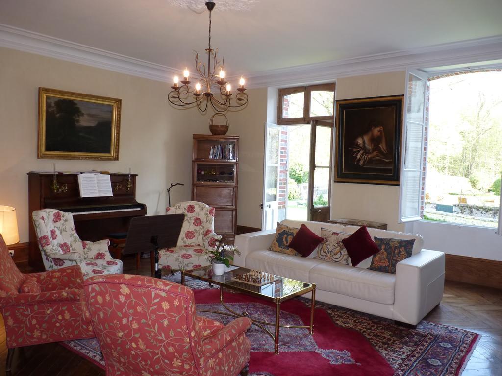 Le Clos Saint Nicolas Château-Renard Exterior foto